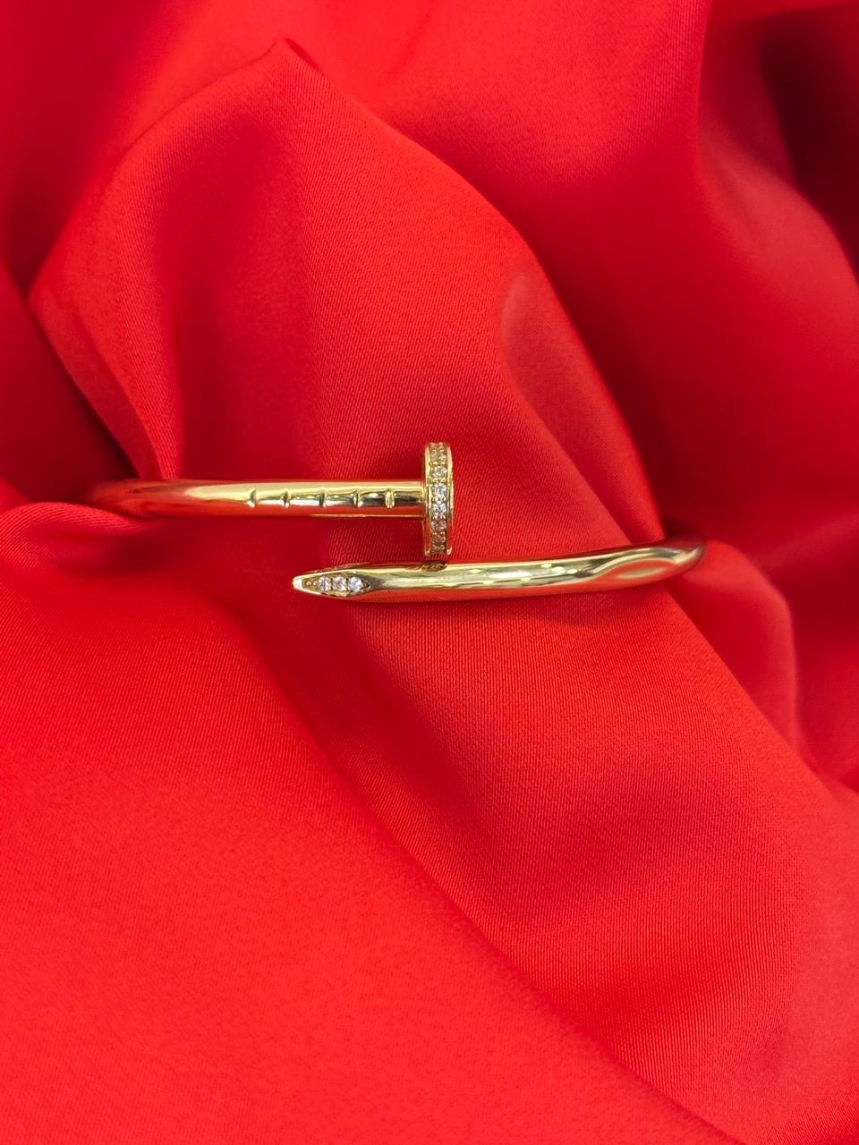BRAZALETE DE CLAVO CIRCONIAS 9G 10K